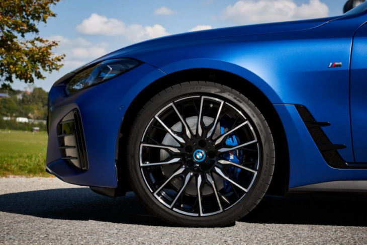 bmw group first oem to use sustainable paints made from bio-waste