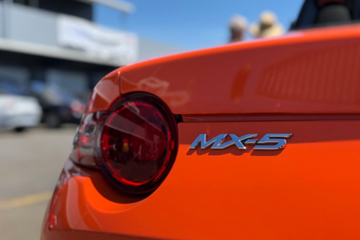 mazda mx-5 30th anniversary edition meets its fans