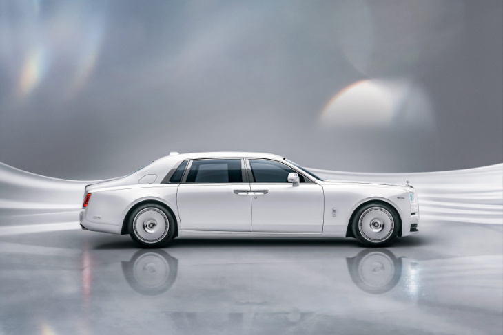 rolls-royce takes the phantom to new heights