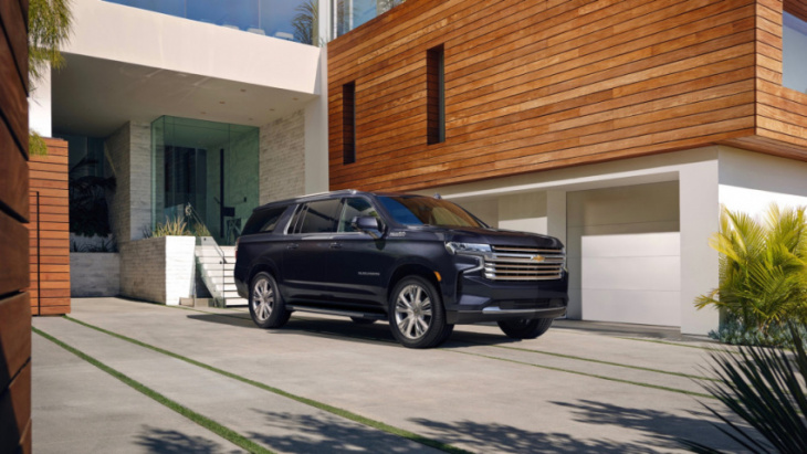 2023 chevrolet tahoe and suburban add hands-free driving with super cruise