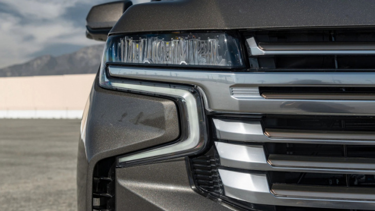 2023 chevrolet tahoe and suburban suvs next in line for super cruise hands-free driving aid