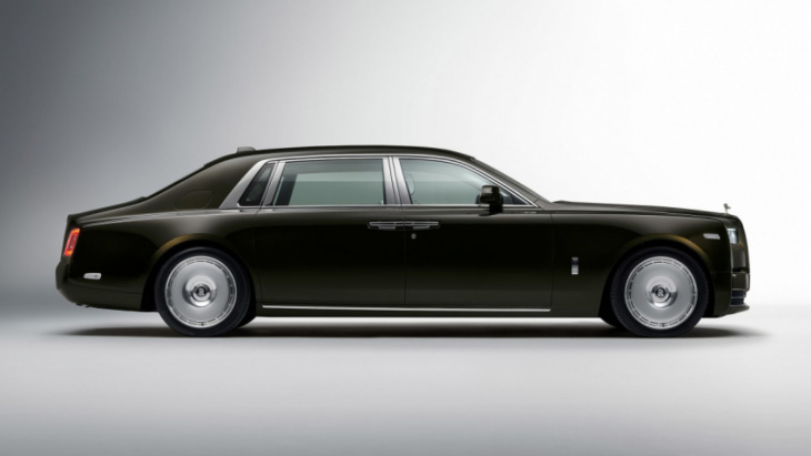 rolls-royce phantom ii debuts – the ultimate luxury experience on four wheels