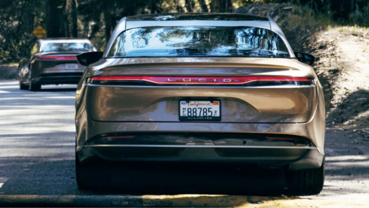 new lucid air 2022 review