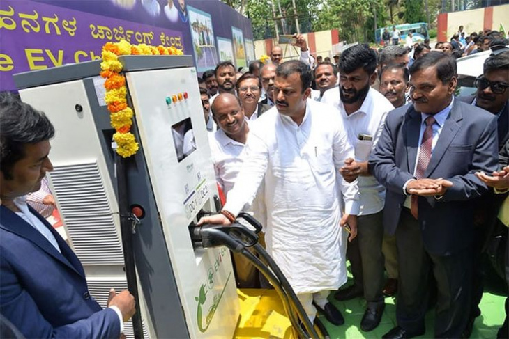 ev manufacturers should work on bringing down the cost of the vehicle: karnataka energy minister