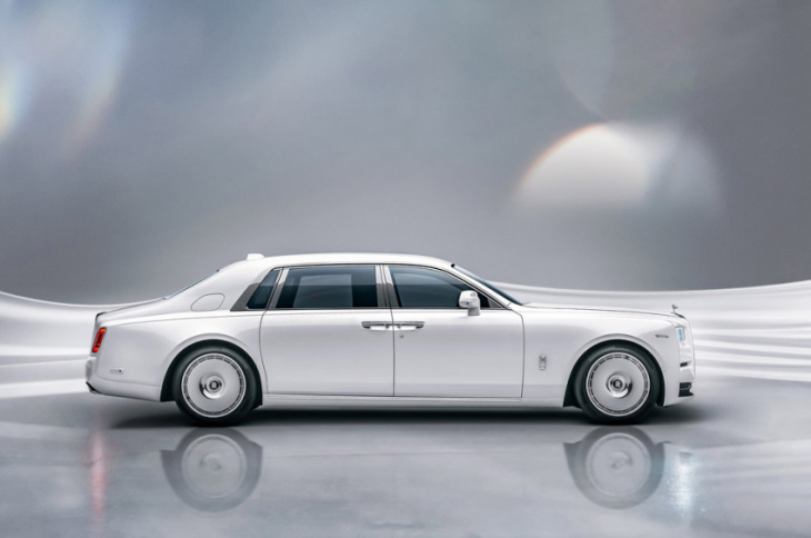 rolls-royce phantom series ii now offered in a new expression