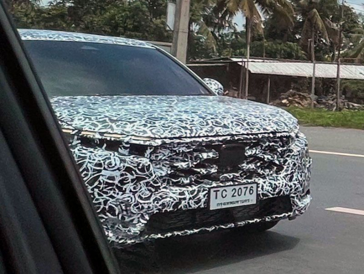 spied: all-new 2023 honda cr-v spotted in thailand, year-end debut possible?