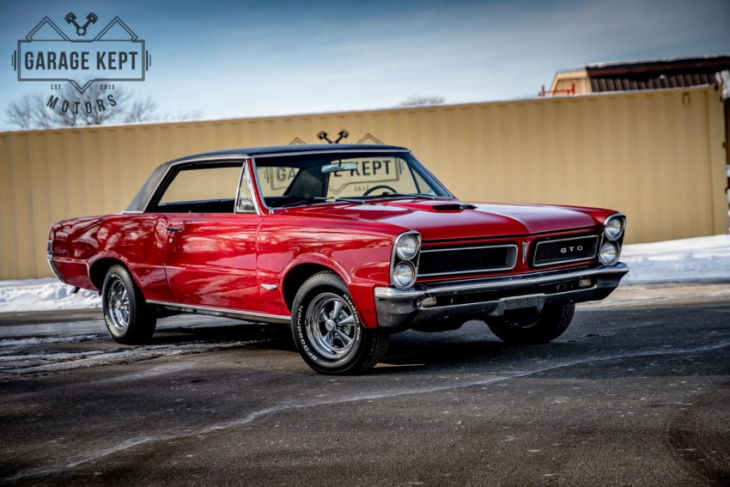 pontiac gto looks like refreshed low-mile muscle car excellence…