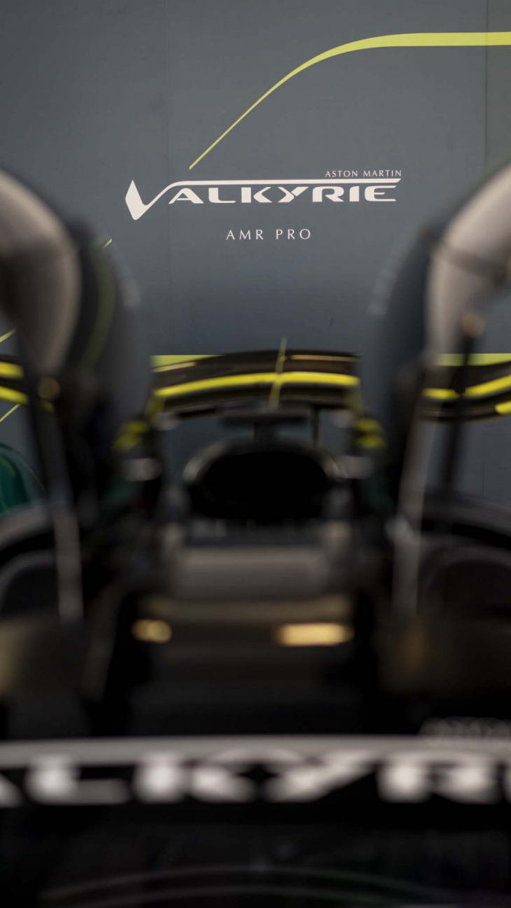 aston martin valkyrie amr pro first ride: the craziest performance we’ve ever experienced