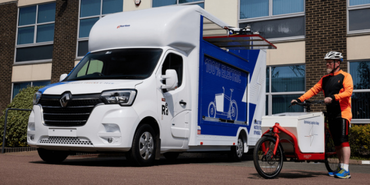 renault trucks presents multimodal e-mobility concept