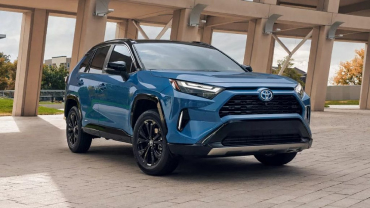 first drive: the 2022 toyota rav4 is surprisingly good