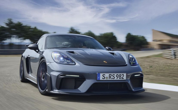 porsche 718 cayman gt4 rs launched in india; price start from ₹ 2.54 crore