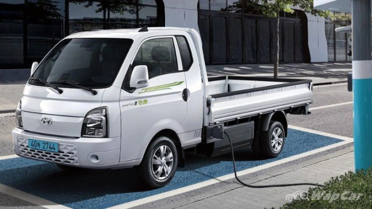 hyundai's logistics arm glovis invests in thailand, to roll out 150 ev trucks for 7-eleven