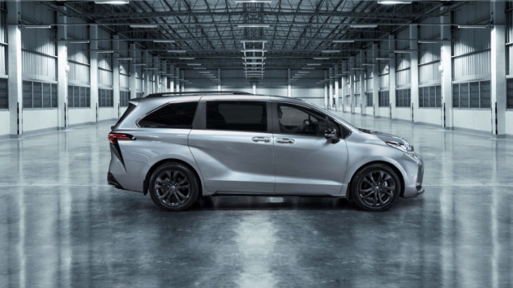 toyota marks 25 years of sienna with rare special edition