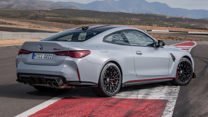 the 2023 bmw m4 csl loses 240 pounds, gains an extra 40 hp