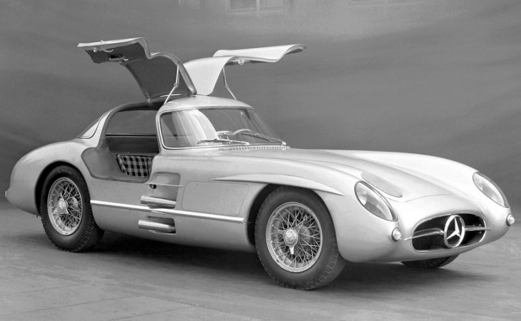mercedes 300 slr uhlenhaut coupe is now the most expensive car in the world