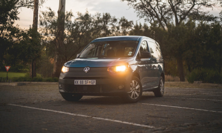 into the details – volkswagen caddy kombi 7-seater 2.0 tdi 6 speed manual