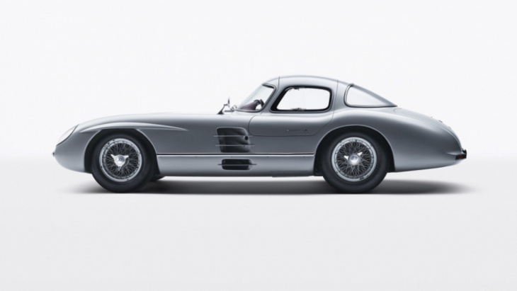 1955 mercedes-benz 300 slr uhlenhaut coupe is the most expensive car in the world