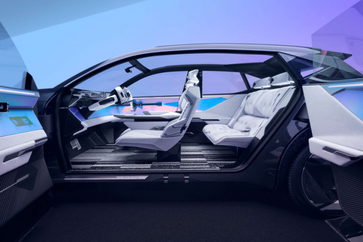 renault scenic reimagined as a hydrogen‑powered suv