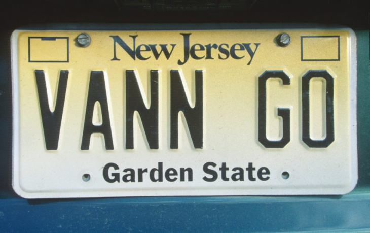 nj issues 100k tickets every year for license plate frames