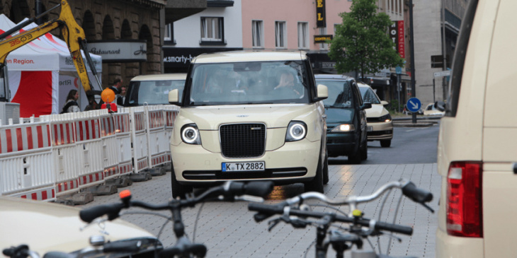 inductive taxi charging system opens in cologne