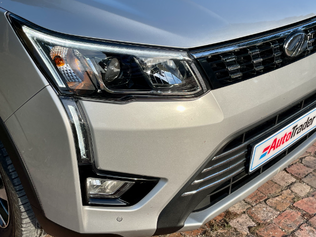 android, mahindra xuv300 (2022) 1.5td w8 - your secret weapon against fuel price hikes?