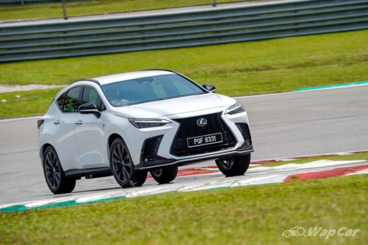 android, only rm 19k difference in price, should you get the 2022 lexus nx with a 2.5na or 2.4 turbo?