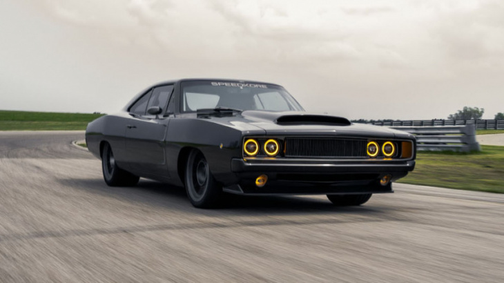 speedkore has built a 1,000bhp 1968 dodge charger called ‘hellucination’