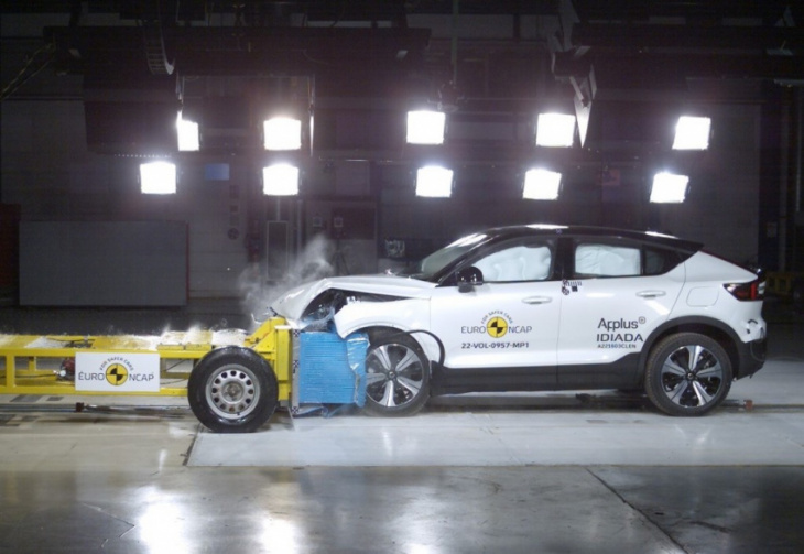 volvo c40 recharge scores a five-star euro ncap rating