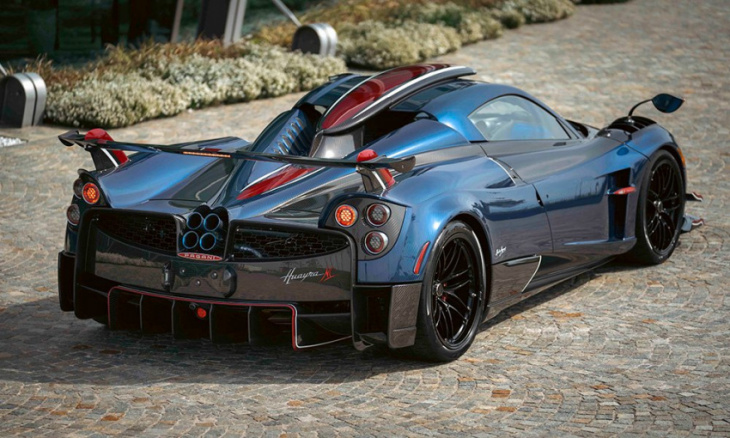 pagani shows 4 of its hypercars at 2022 motor valley fest in italy