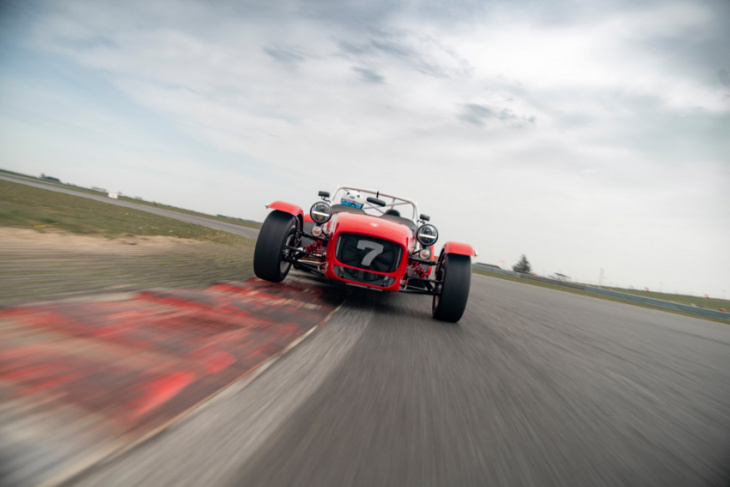 the new caterham seven 420 cup is a supercar killer