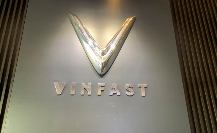 vietnam ev maker vinfast to shift legal and financial hq to singapore ahead of first exports