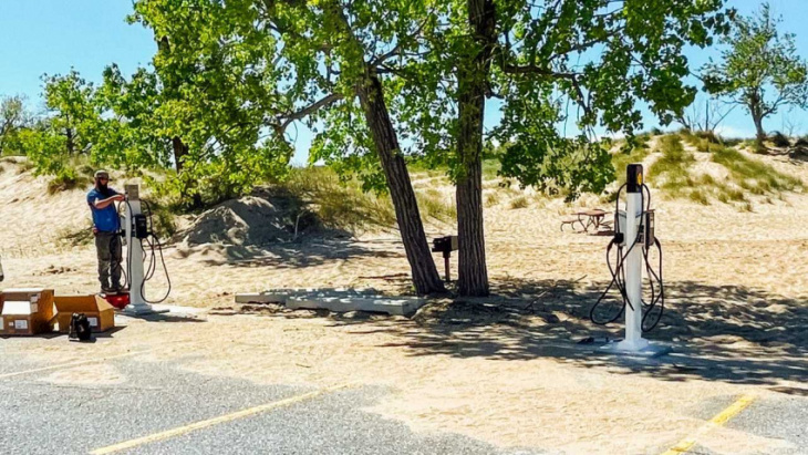 rivian waypoint ev chargers now operational on lake michigan shore