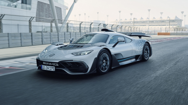 this is the really very final production version of the 1,000bhp+ mercedes-amg one