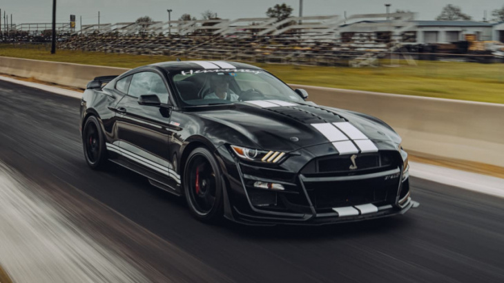 hennessey venom 1000 review: the mustang gt500 gets turned up to 11