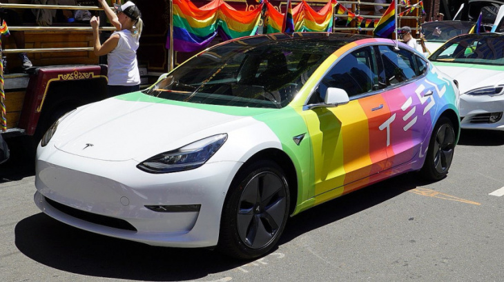 tesla marks 7th straight year with perfect equality rating for lgbtq workers