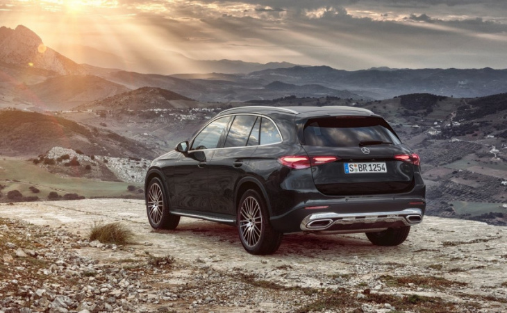 next-generation 2023 mercedes-benz glc ‘x254’ officially revealed