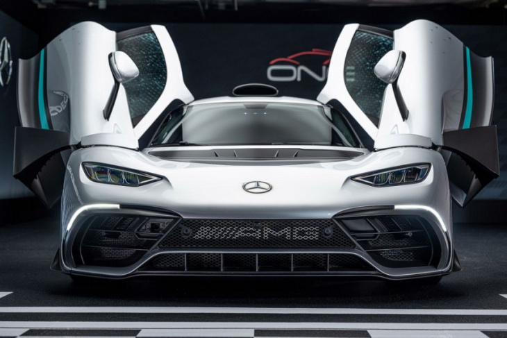2023 mercedes-amg one makes official debut - 1,063hp, 352km/h