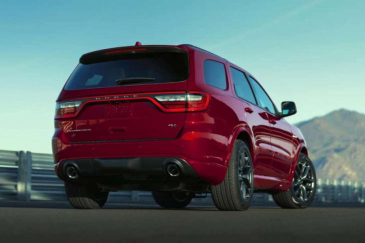 android, the 2022 ford explorer vs the 2022 dodge durango: 1 is clearly a better choice