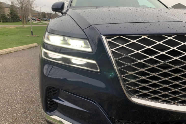 millennial mom’s review: the 2022 genesis gv80 is fierce enough for a drag queen