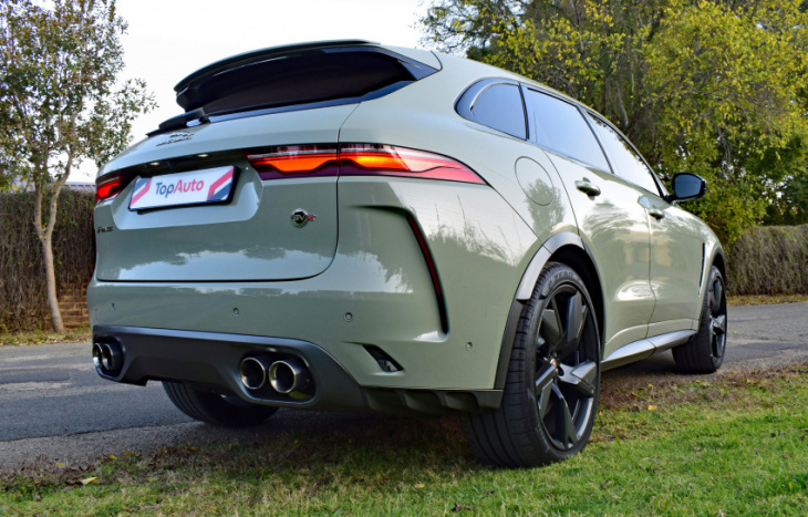 what it’s like driving a v8 jaguar for a weekend