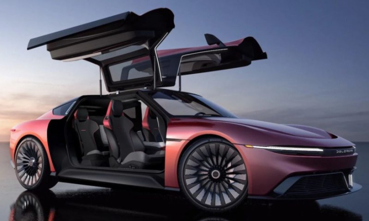delorean’s gull-winged alpha5 ev makes its first appearance.