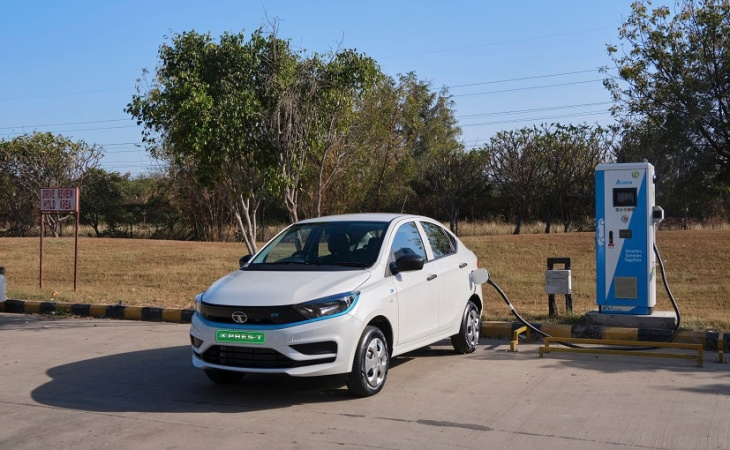 tata motors bags an order for 10,000 units of the xpres-t ev from blusmart
