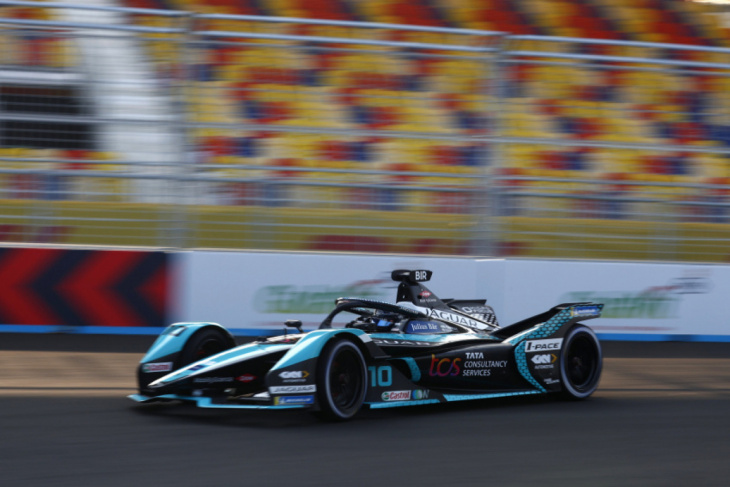 jaguar tcs racing takes the win in the jakarta formula e race