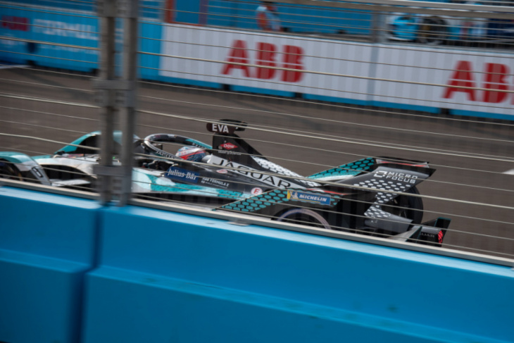 jaguar tcs racing takes the win in the jakarta formula e race