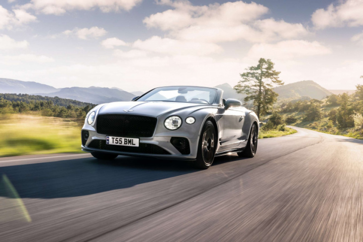 bentley continental gt s is a driver‑focused v8