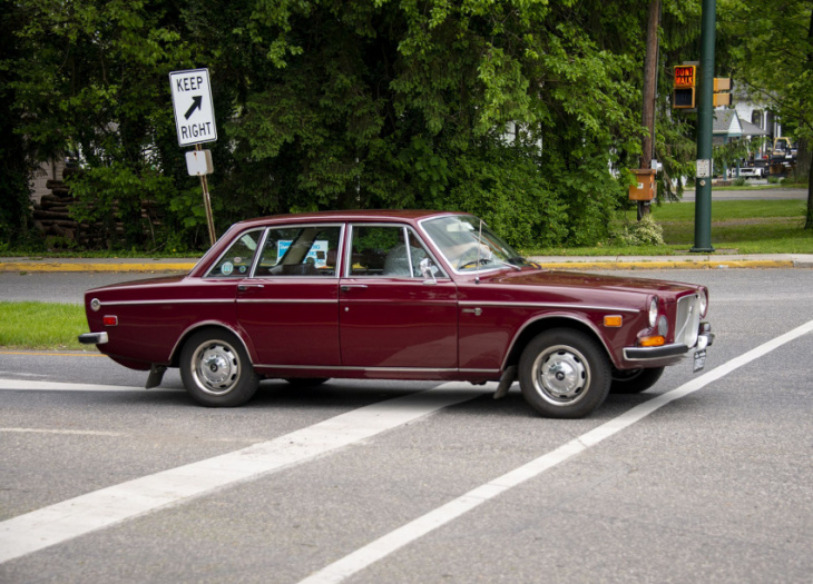 street-spotted: volvo 164