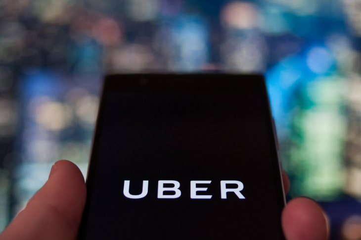 uber invests $26 million into electric vehicles in australia