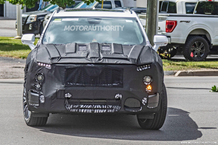 2024 cadillac xt4 spy shots: digital dash and super cruise coming to compact crossover