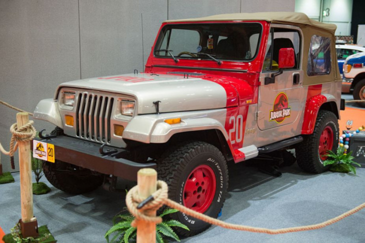 jeep goes all in on ‘jurassic world dominion’ with new campaign