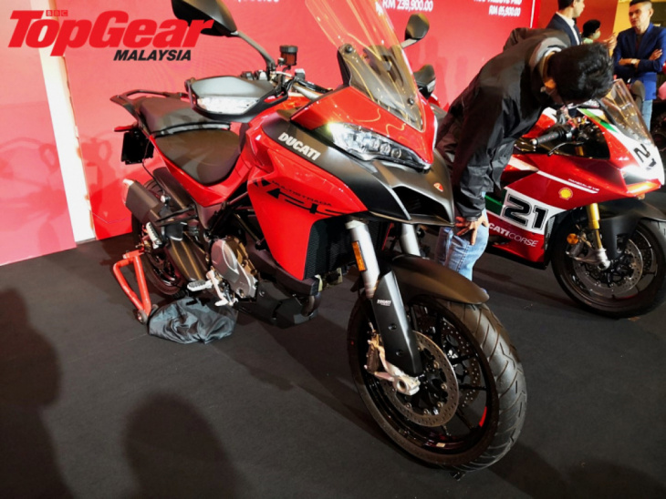 ducati strengthens presence in malaysia with six new models, new dealers